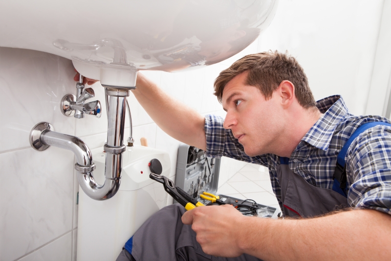 24/7 emergency plumber in Battersea